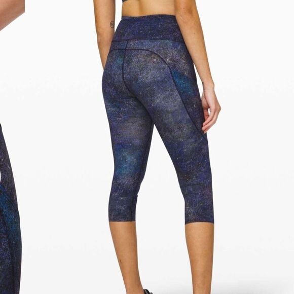 Lululemon Fast and Free High-Rise 19” Crop Nulux
Polar Lights Blue Multi - Picture 1 of 13